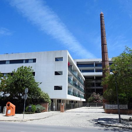 Lagos Factory Green Bagian luar foto